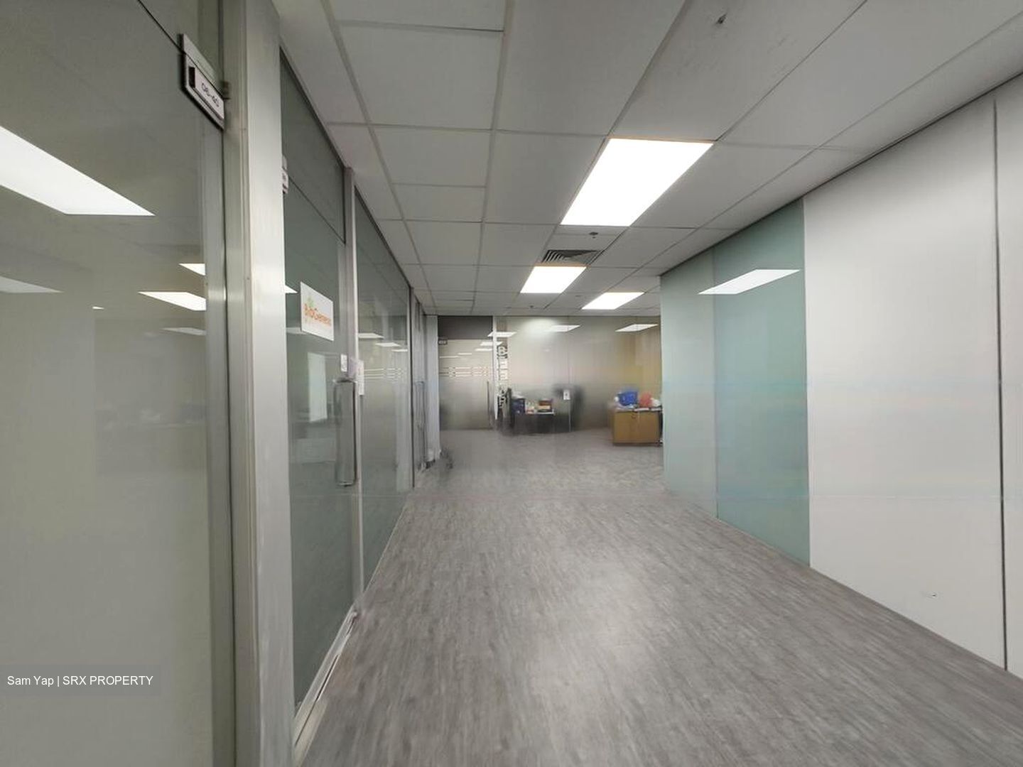 North Bridge Centre (D7), Office #450951481